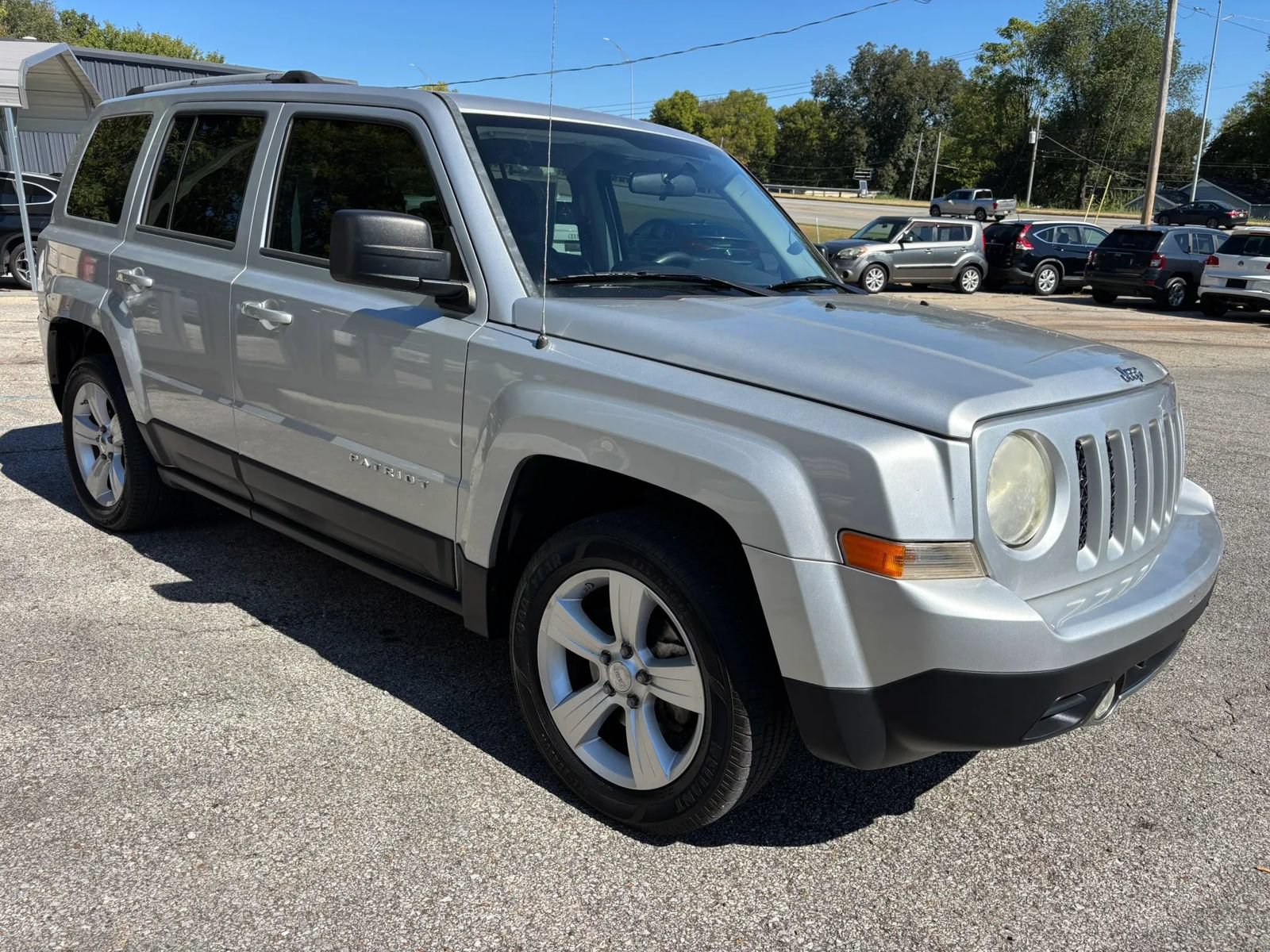 Used 2012 Jeep Patriot Limited FWD image 4