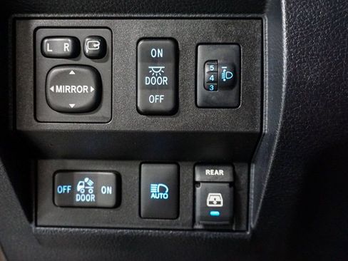 Used 2018 Toyota Tundra 1794 Edition AWD/4WD image 59