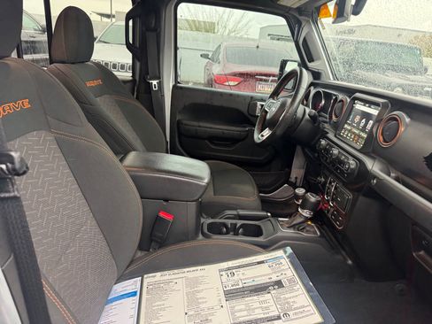 Certified 2022 Jeep Gladiator Mojave w/ Trailer Tow Package image 27