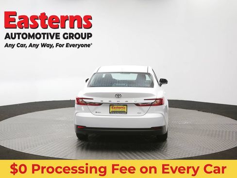 Used 2025 Toyota Camry LE FWD image 38