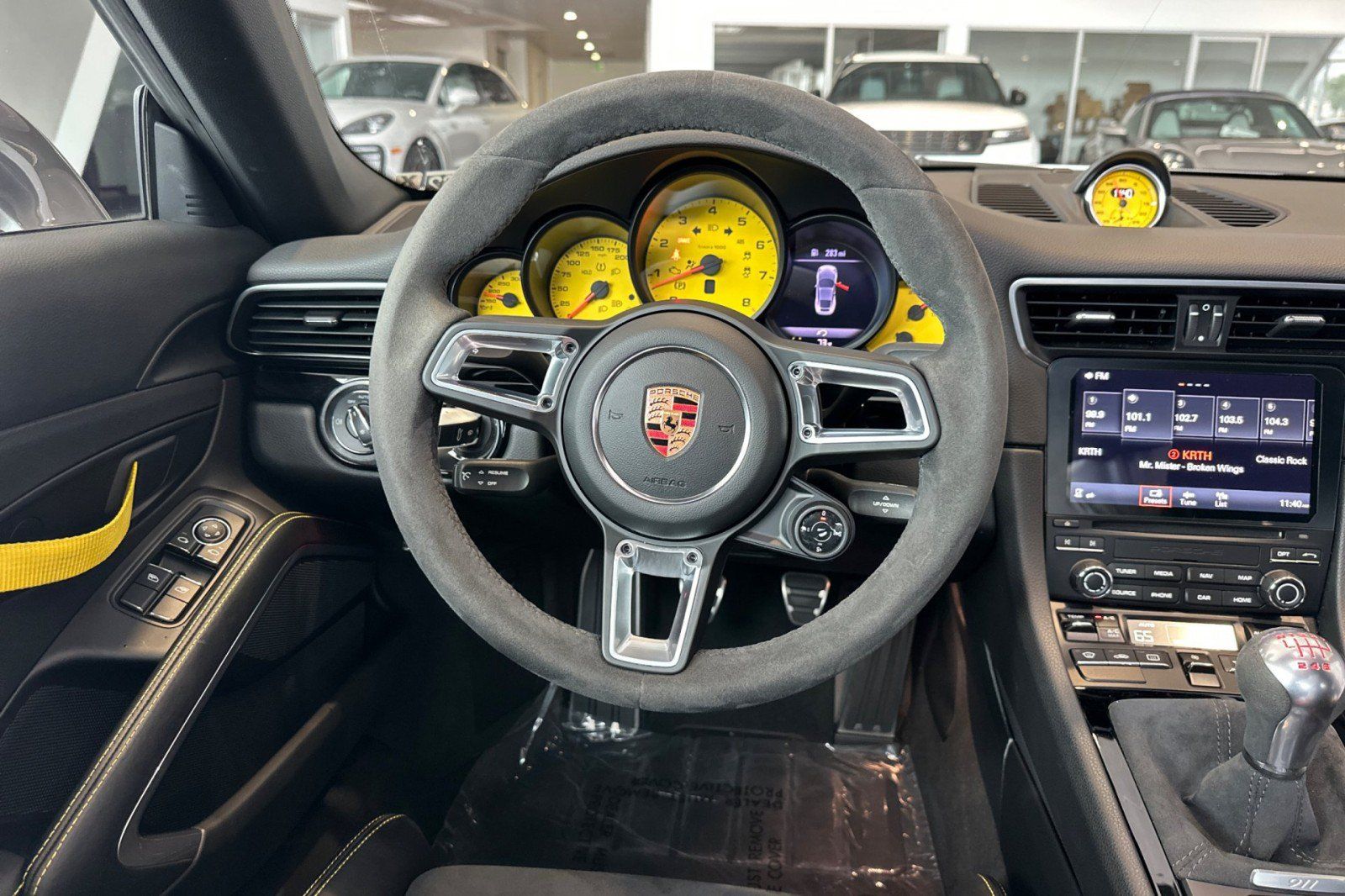 Certified 2018 Porsche 911 Carrera T RWD image 13