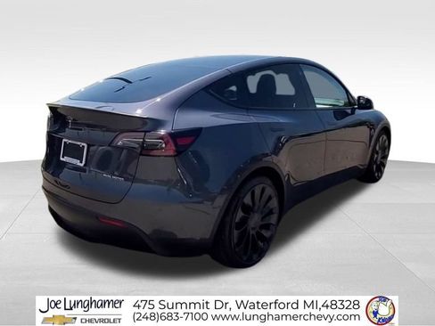 Used 2022 Tesla Model Y Performance AWD/4WD image 8