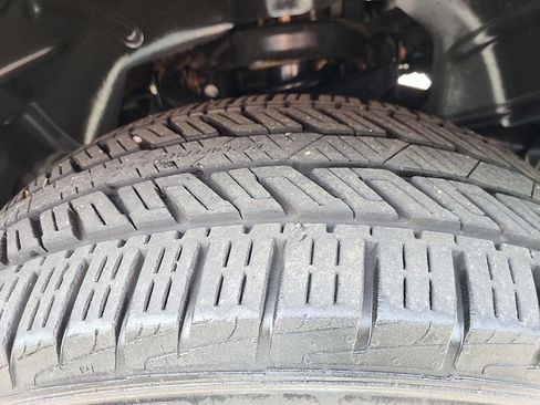 Used 2019 RAM 1500 Big Horn AWD/4WD image 15