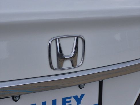 Used 2015 Honda Civic SE image 24