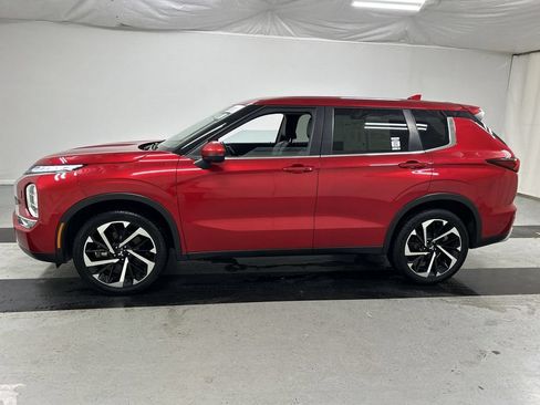 Used 2024 Mitsubishi Outlander SE AWD/4WD image 6