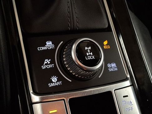 Used 2021 Kia Telluride LX image 21