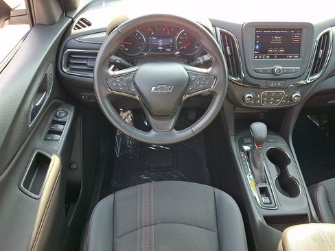 Used 2022 Chevrolet Equinox RS AWD/4WD image 11