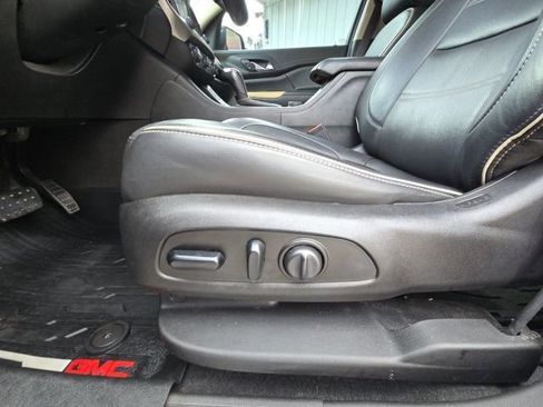 Used 2019 GMC Acadia Denali w/ Technology Package image 24