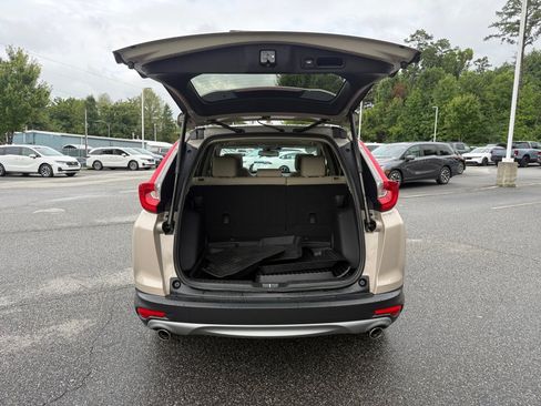 Used 2018 Honda CR-V Touring image 14