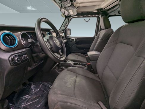 Used 2020 Jeep Wrangler Unlimited Sport image 4