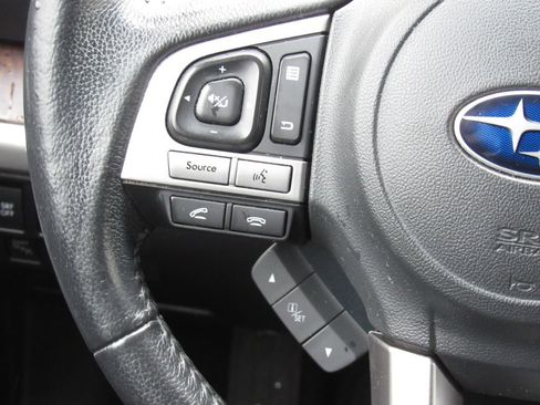 Used 2017 Subaru Outback 2.5i Limited image 26