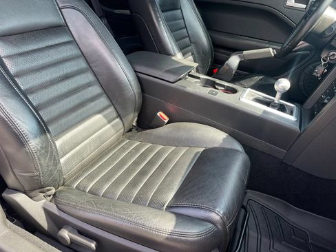 Used 2008 Ford Mustang GT RWD image 14