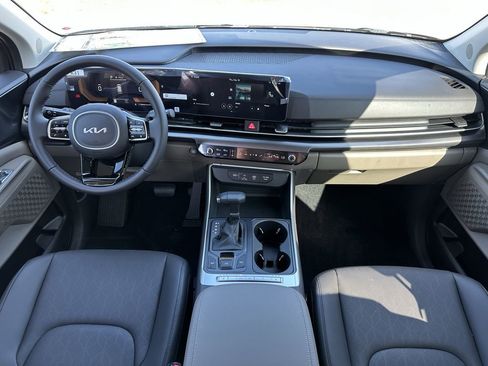 New 2026 Kia Carnival image 12
