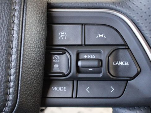 New 2026 Toyota 4Runner 4WD image 28
