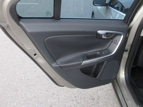 Used 2015 Volvo S60 T5 Premier FWD image 16
