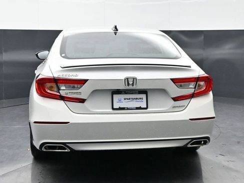 Used 2022 Honda Accord Sport image 6