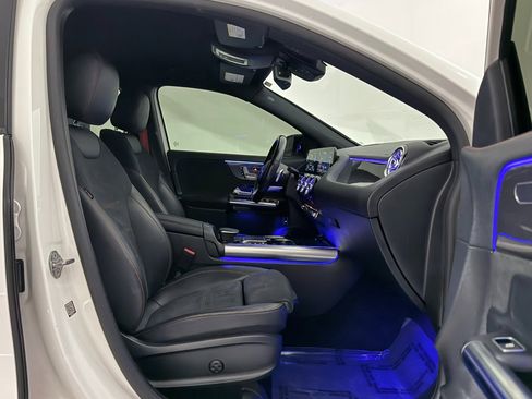 Used 2021 Mercedes-Benz GLA 35 AMG AMG GLA35 image 23