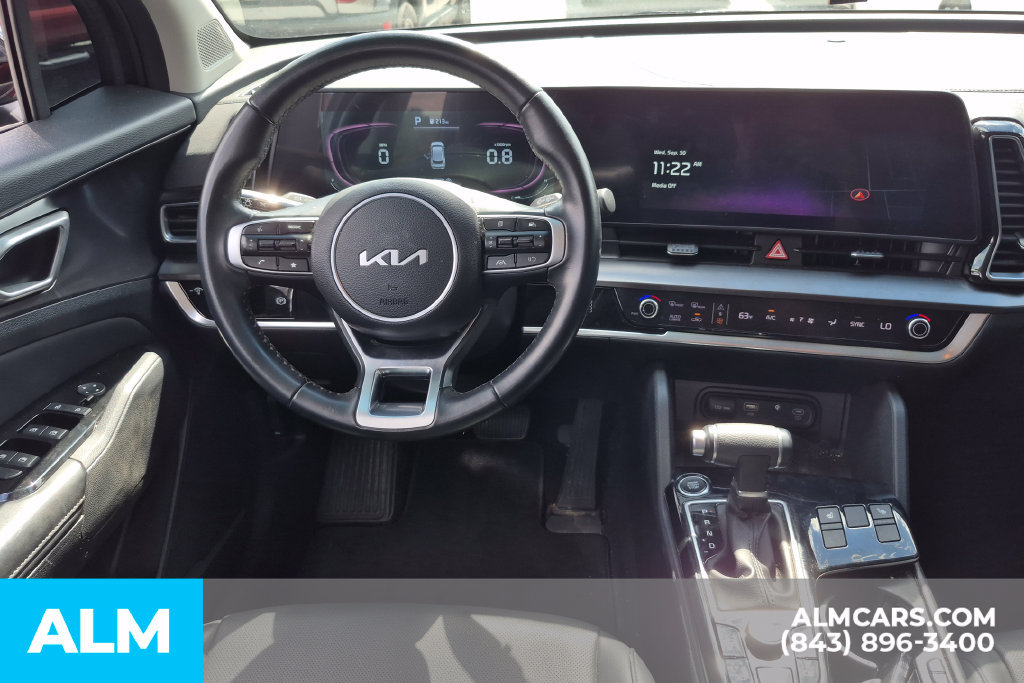 Used 2024 Kia Sportage EX FWD image 11