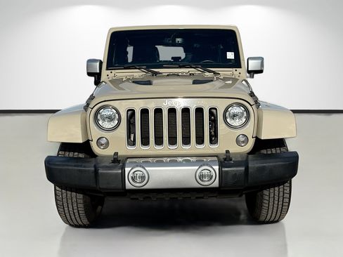 Used 2017 Jeep Wrangler Unlimited Sahara w/ Quick Order Package 24E Chief image 9