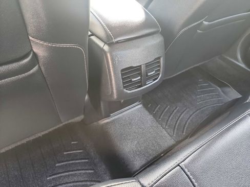 Used 2019 Ford Fusion Titanium image 31