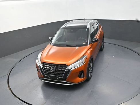 Used 2022 Nissan Kicks SV FWD image 13