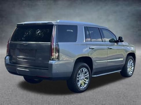 Used 2019 Cadillac Escalade 2WD image 3
