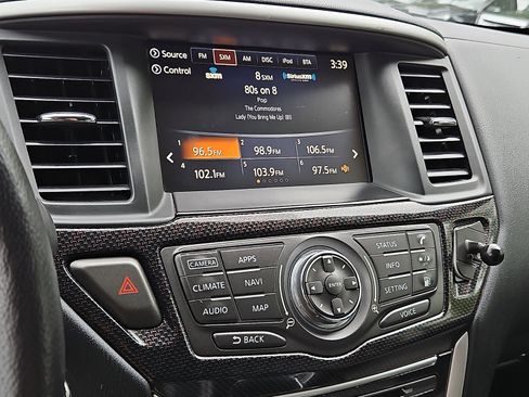 Used 2020 Nissan Pathfinder SL w/ Rock Creek Edition AWD/4WD image 17