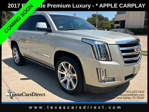 Used 2017 Cadillac Escalade Premium Luxury AWD/4WD image 2