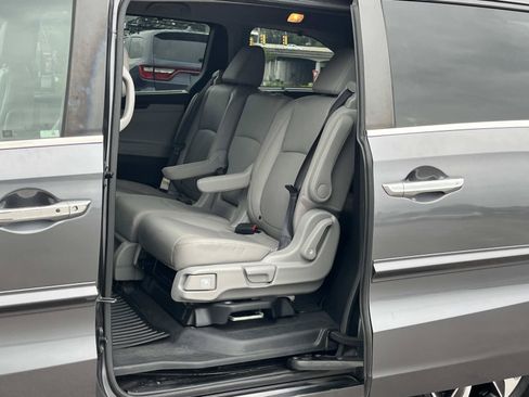 Used 2018 Honda Odyssey Touring image 21