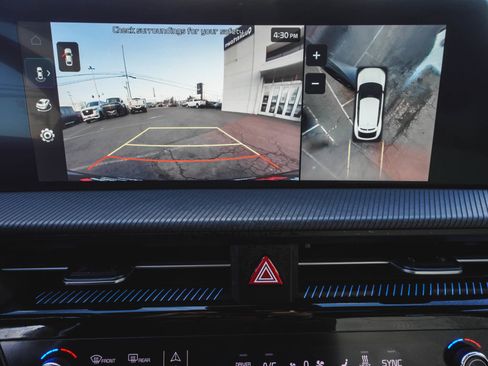 Used 2023 Kia EV6 GT-Line w/ GT-Line White Seat Package image 19