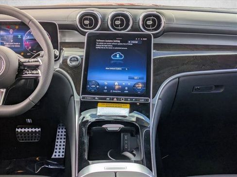 New 2026 Mercedes-Benz GLC 300 image 12