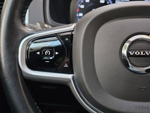 Used 2019 Volvo XC90 T6 Momentum w/ Protection Package image 34