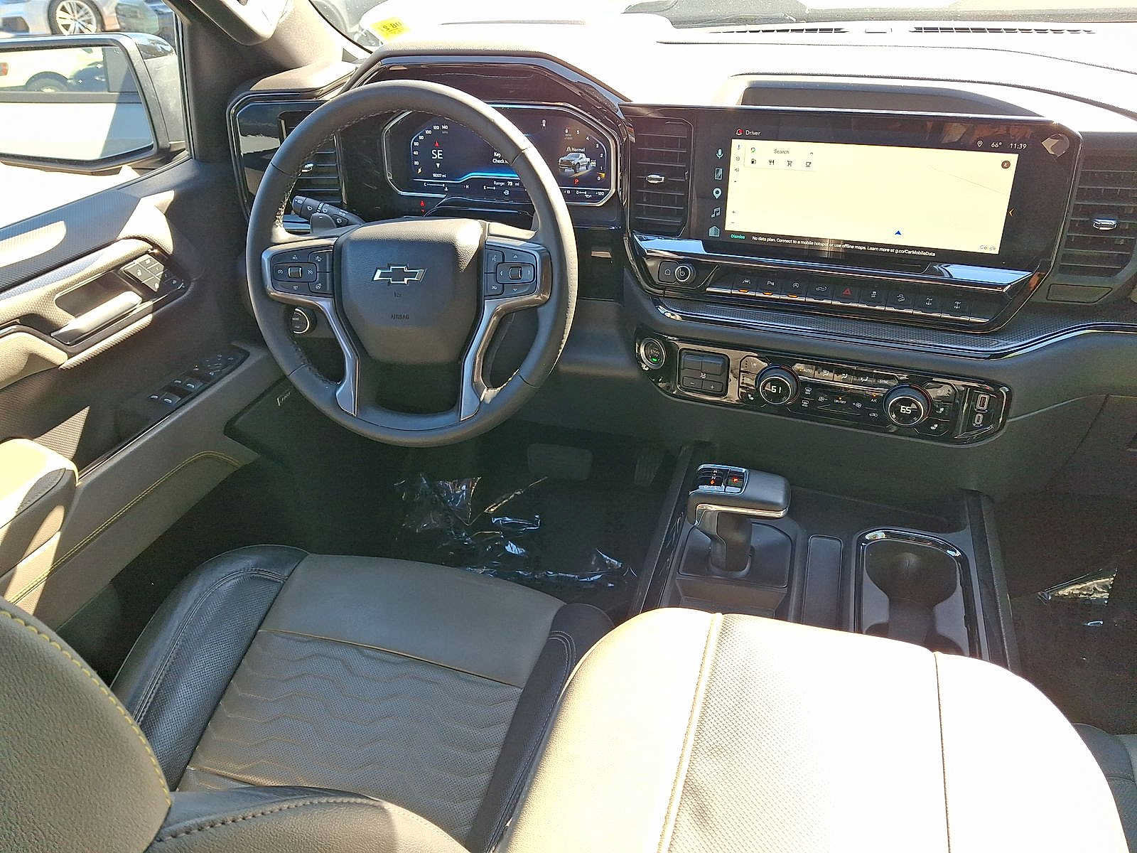 Used 2025 Chevrolet Silverado 1500 ZR2 w/ Technology Package AWD/4WD image 15