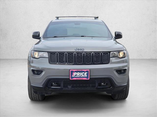 Used 2019 Jeep Grand Cherokee Laredo AWD/4WD image 8