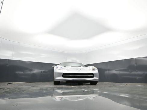 Used 2019 Chevrolet Corvette Stingray Coupe w/ 1LT image 44