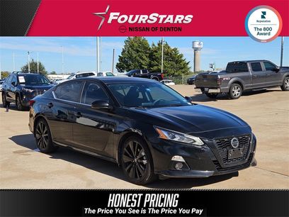 Used 2022 Nissan Altima 2.5 SR w/ Midnight Edition Package