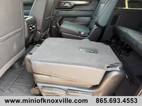 Used 2026 GMC Yukon XL AT4 AWD/4WD image 16