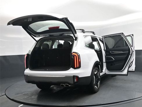 New 2025 Kia Telluride EX image 36