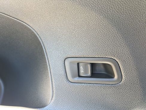 New 2026 Volkswagen Atlas SE image 22