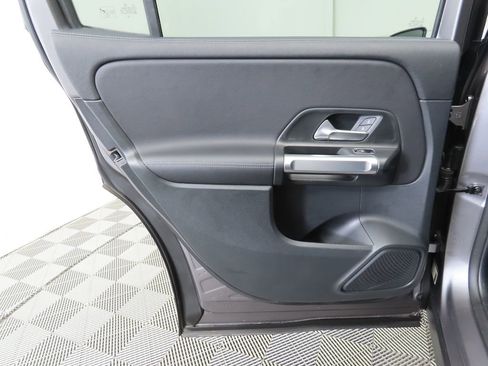 Certified 2022 Mercedes-Benz GLB 250 image 24