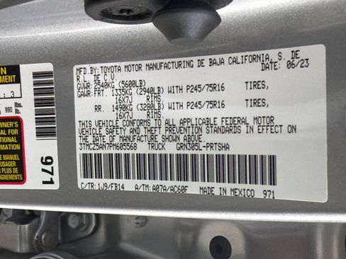 Used 2023 Toyota Tacoma SR AWD/4WD image 22