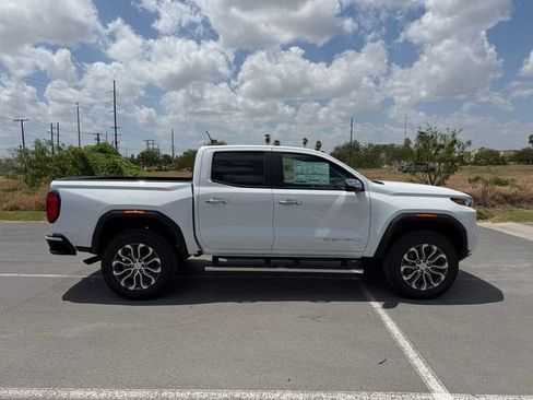 New 2026 GMC Canyon Denali AWD/4WD image 4