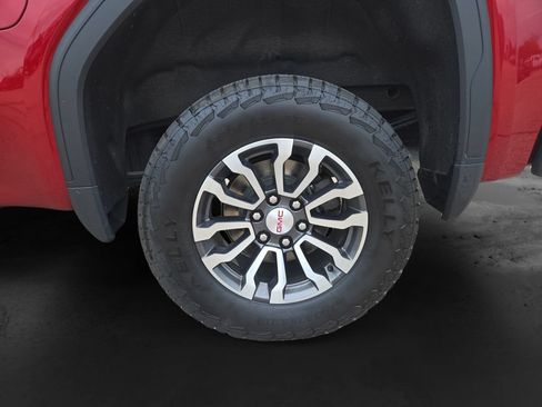Used 2022 GMC Sierra 1500 AT4 w/ AT4 Premium Package AWD/4WD image 13