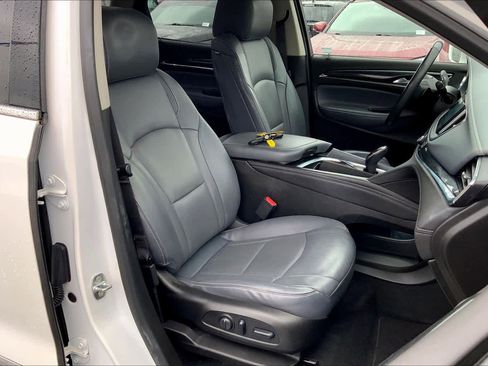 Used 2018 Buick Enclave Premium w/ Experience Buick Package image 9