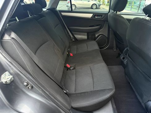 Used 2018 Subaru Outback 2.5i Premium AWD/4WD image 25