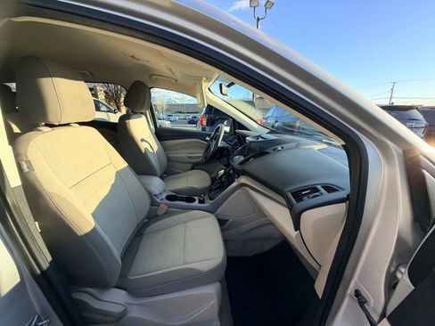 Used 2014 Ford Escape SE w/ Equipment Group 201A image 28