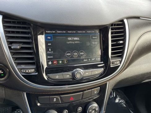 Used 2019 Chevrolet Trax Premier image 19