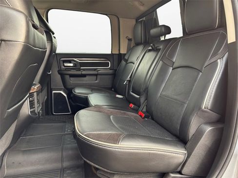 Used 2020 RAM 3500 Laramie image 13