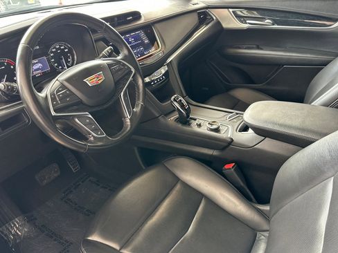 Used 2023 Cadillac XT5 Premium Luxury image 10