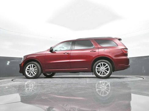 Used 2023 Dodge Durango GT image 40